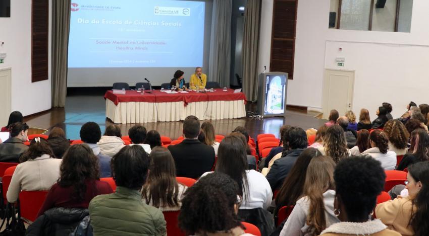 Universidade de Évora: Ciências sociais com 15 anos