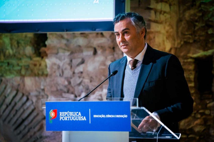 OCDE vai monitorizar reforma do Ministério da Educação