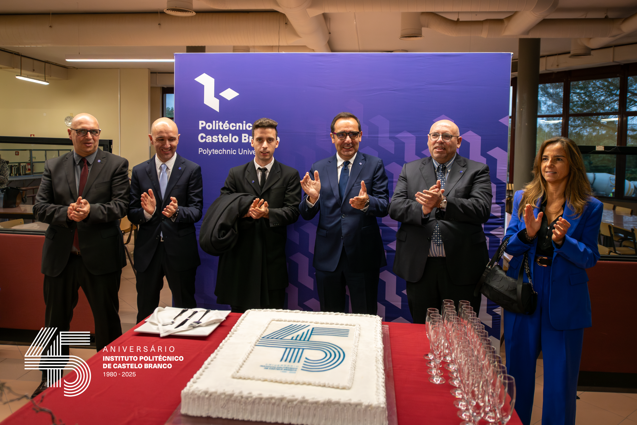 Cantar os parabéns em dia de aniversário