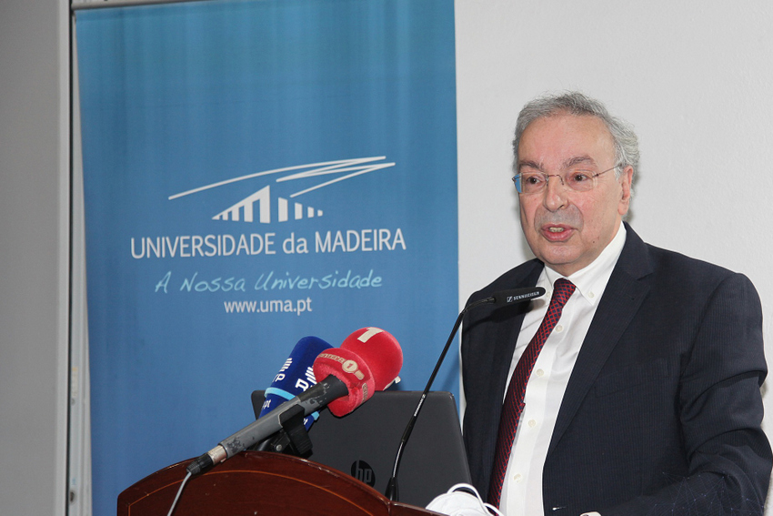 Reitor da Universidade da Madeira reeleito