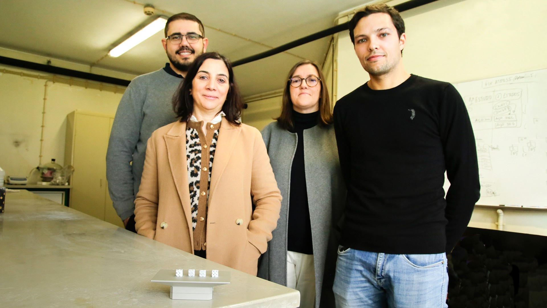 Universidade de Aveiro desenvolve substitutos ósseos a partir de impressão 3D