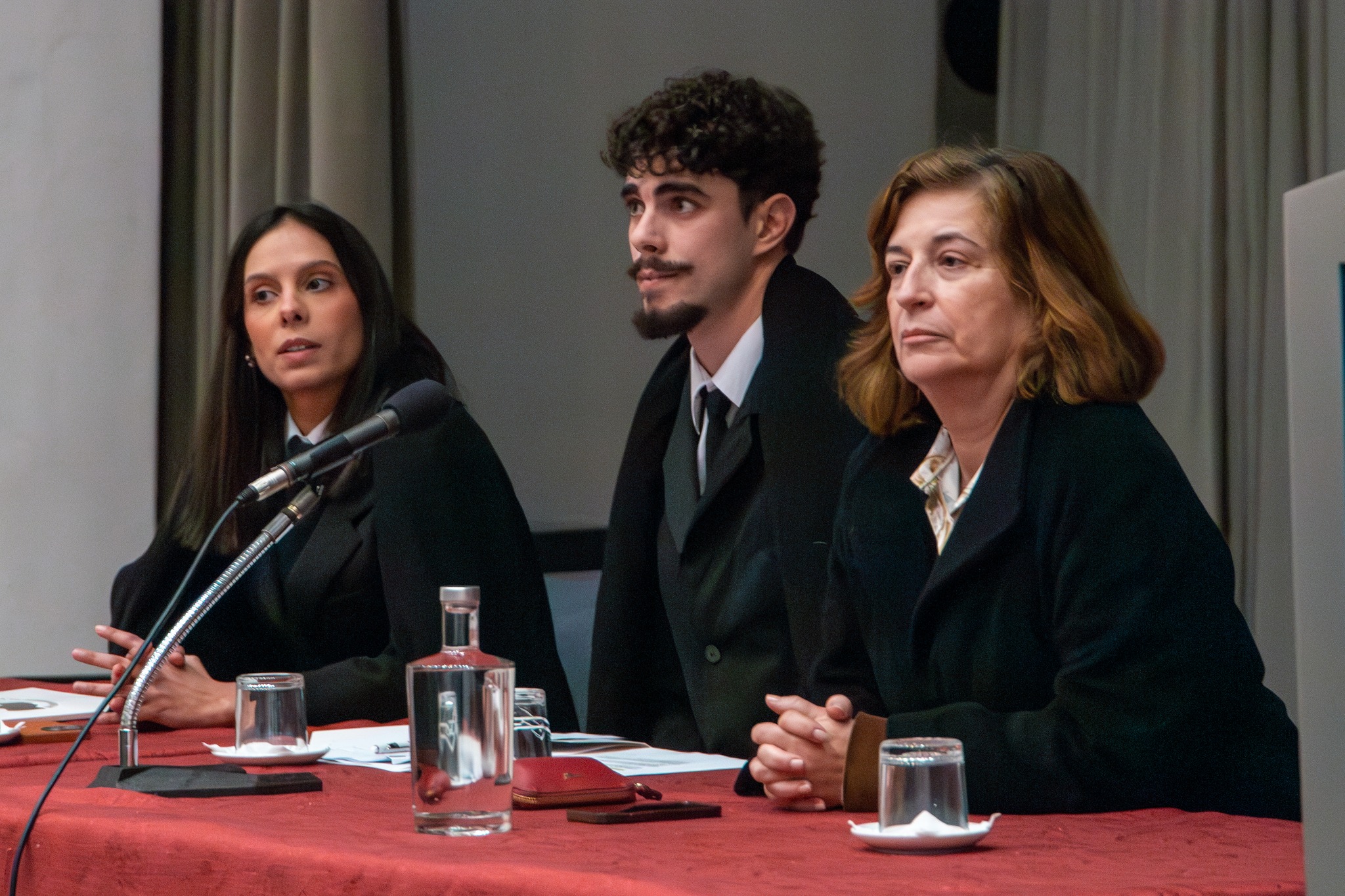 Associação Académica da Universidade de Évora: Ana Beatriz Calado toma posse para terceiro mandato